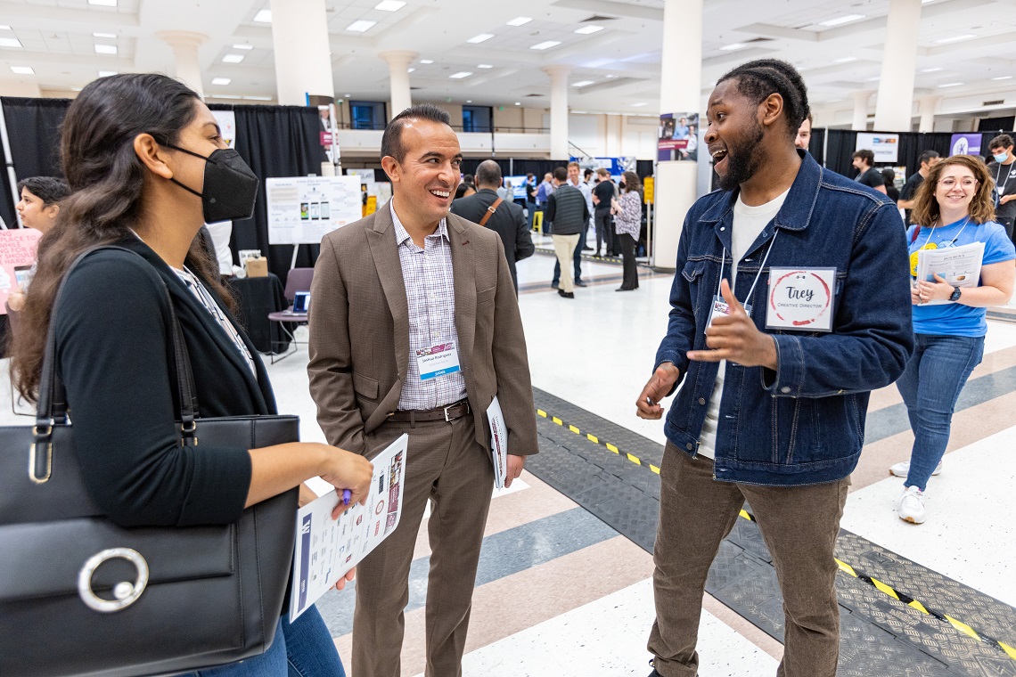 The Buzz is Back! | Foster School of Business