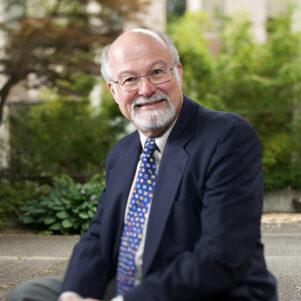 Douglas MacLachlan
