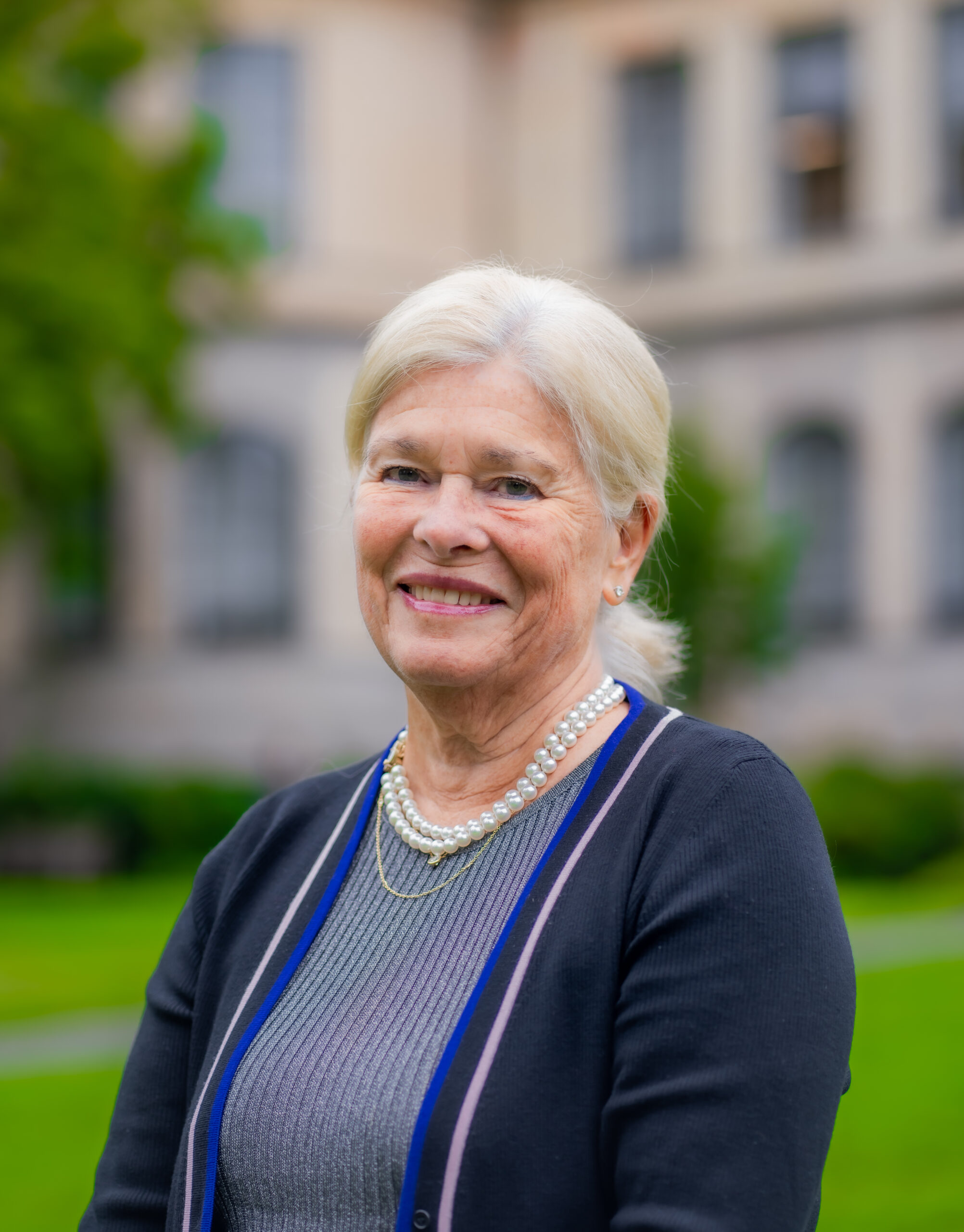 Elizabeth Stearns